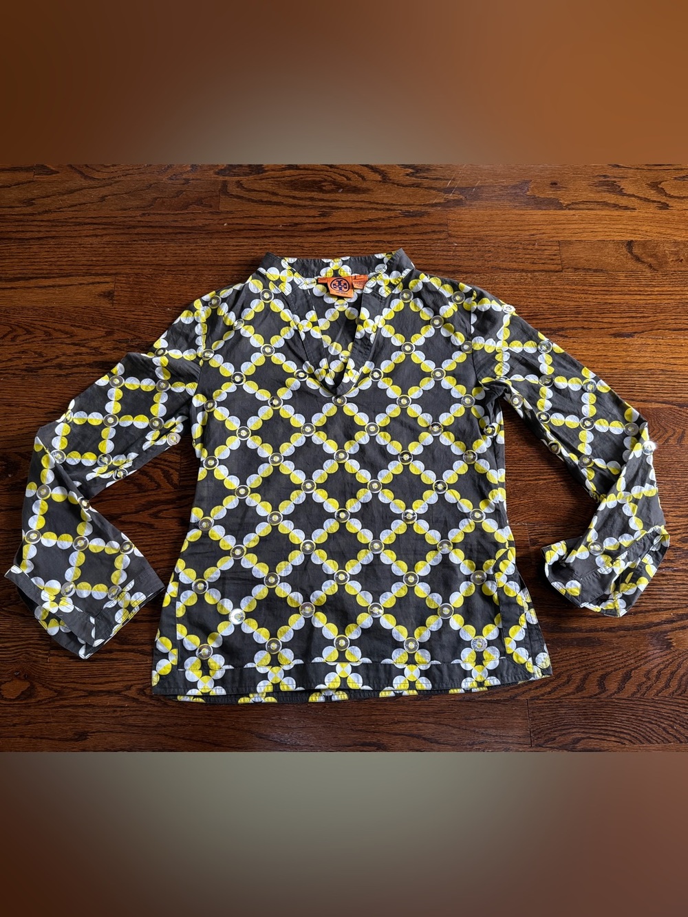 Tory Burch Gray Yellow White Silver Geometric V-Neck Cotton Blouse Long Sleeve 8
